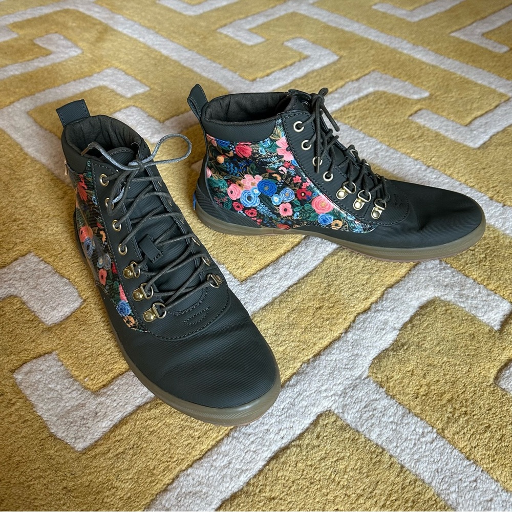 Keds Green Rain Water Resistant Lace-up Boots with Floral Print - Picture 3 of 11